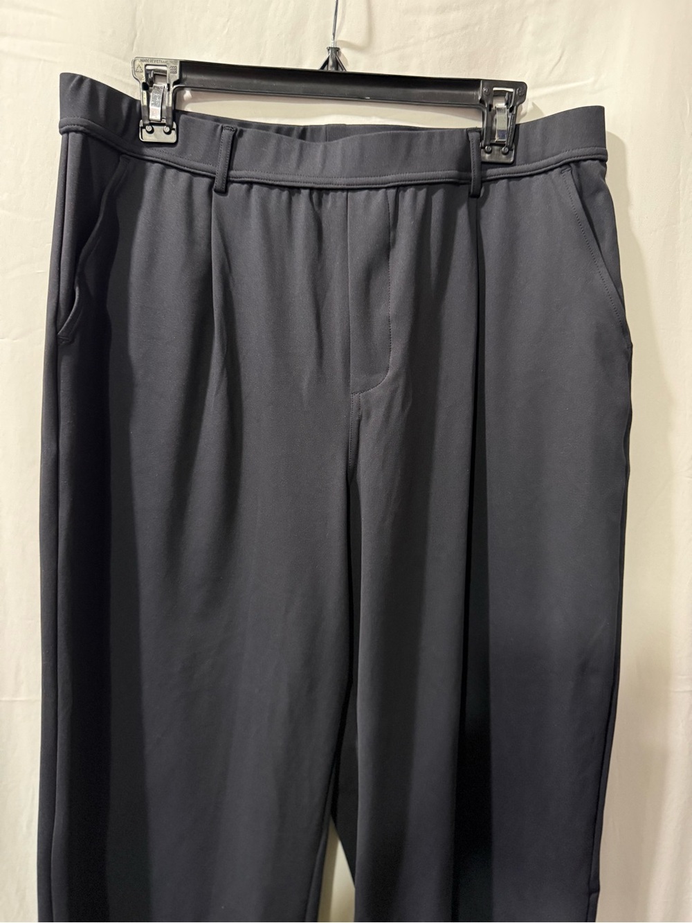 HALARA Black Relaxed Trousers with Belt Loops - Picture 2 of 6